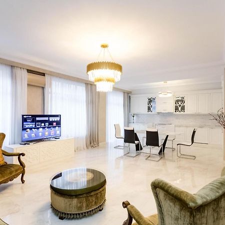 Rustaveli Residence I Tbilisi Exteriör bild