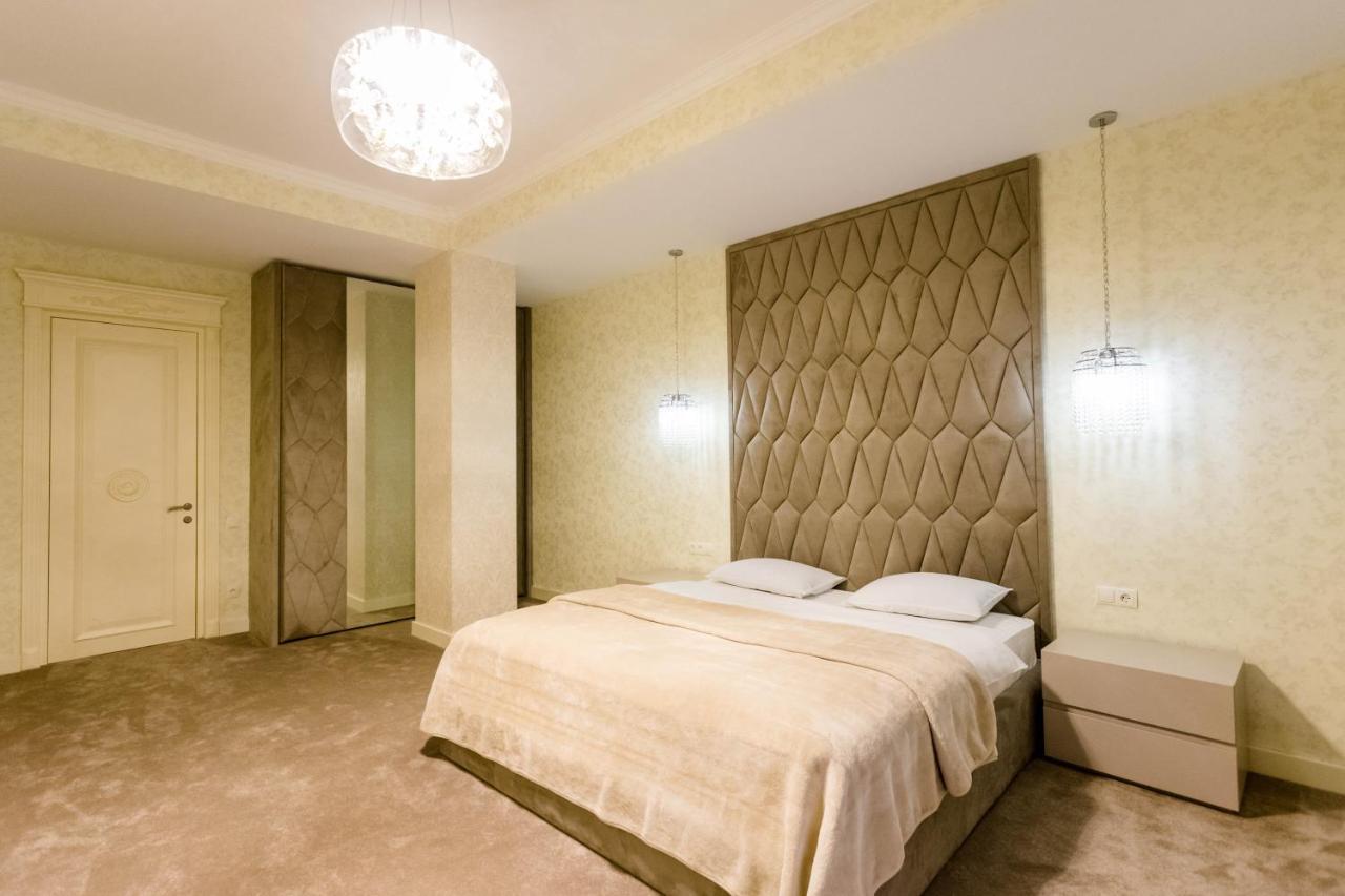 Rustaveli Residence I Tbilisi Exteriör bild
