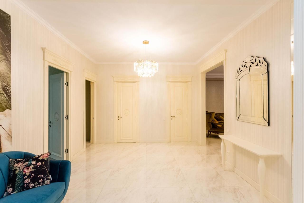 Rustaveli Residence I Tbilisi Exteriör bild